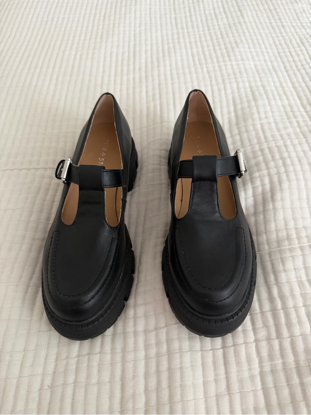 Sun+Stone Women’s Luna loafers Black T-Strap Chunky Loafer - Size 7